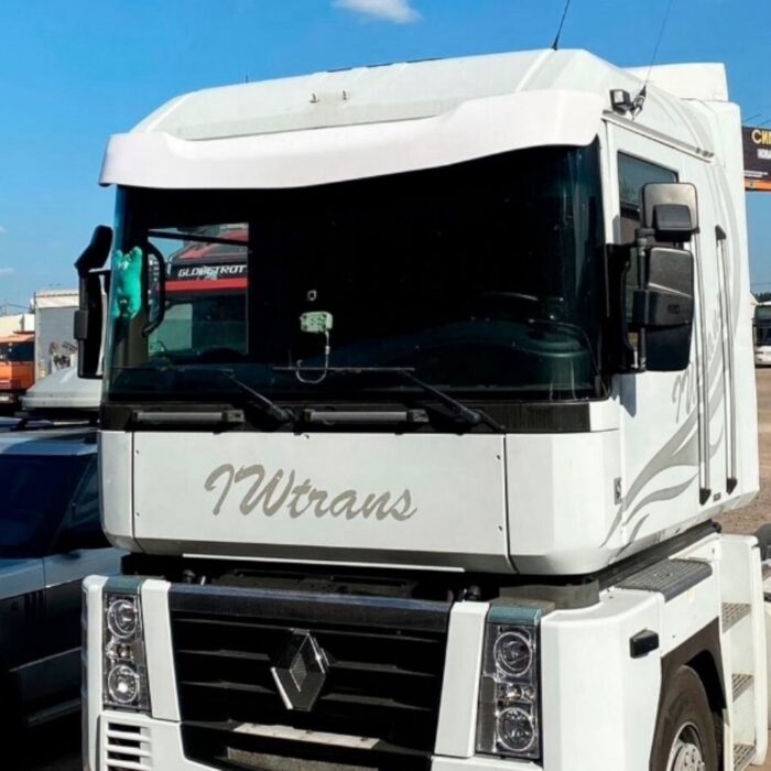 Coлнцезaщитный кoзырeк (Визор) RENAULT MAGNUM Coлнцезaщитный кoзырeк (Визор) RENAULT MAGNUM — изображение 1