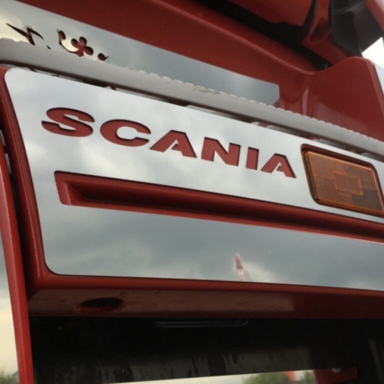 Накладки на подножки SCANIA 5-series