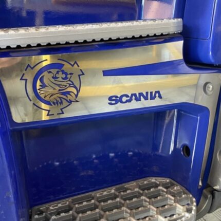 Накладки подножки SCANIA 6-series